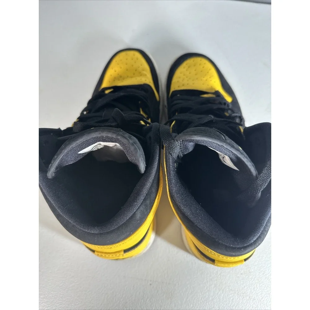 Jordan 1 Retro Mid New Love 2017‎ 554724-035 Men's Size 9